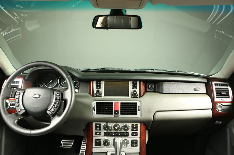 Illustration for article titled You Can Buy This Supercharged Range Rover For The Price Of A Ford Fiesta